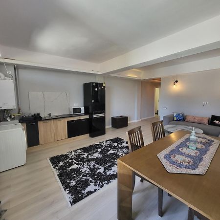 Crystal Apartment Бухарест Экстерьер фото